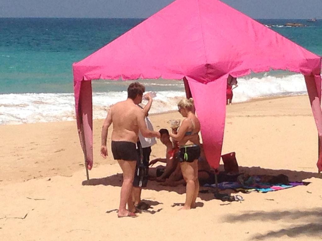 Rainbow Beach Hotel Hikkaduwa Esterno foto