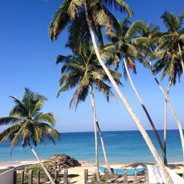 Rainbow Beach Hotel Hikkaduwa Esterno foto