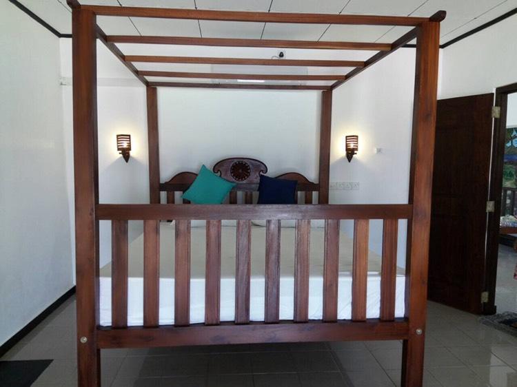 Rainbow Beach Hotel Hikkaduwa Esterno foto